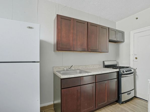 1806 W Champlost Ave #A-01