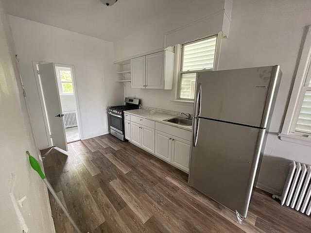1st image of 182 Hylan Blvd #1