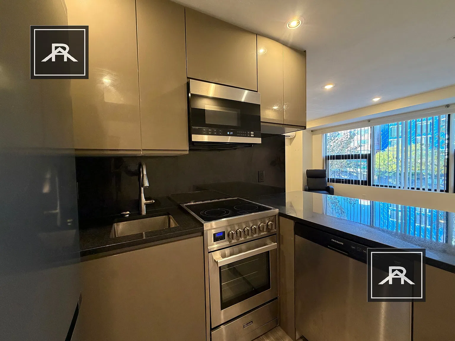 Studio, 1.0 bath, 625 sqft, $2,600 — Photo 4