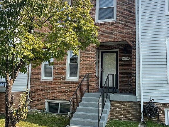 2nd image of 624 Harry S Truman Dr #1