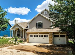 3705 Durham Ct, Saint Joseph, MO 64506