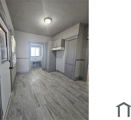 5th image of 643 1/2 W 57th St