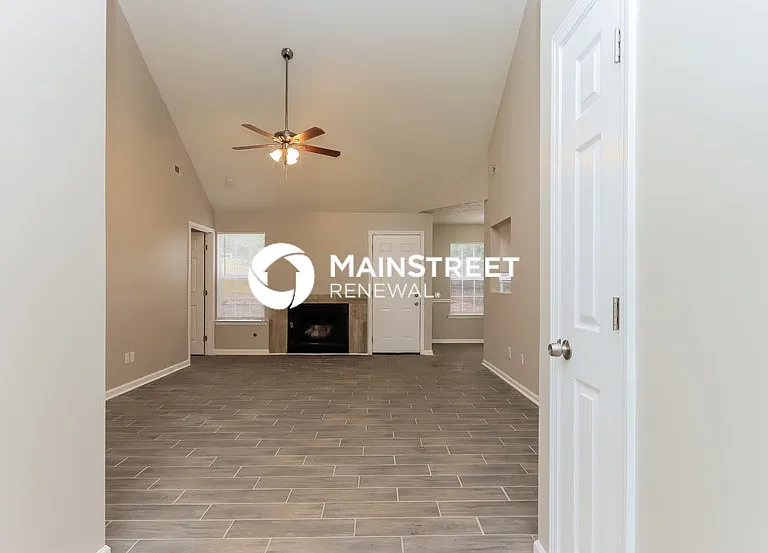 330 Fallview Dr — Photo 7