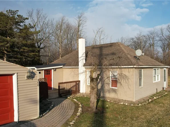 400 Van Buren St, Newark, NY 14513