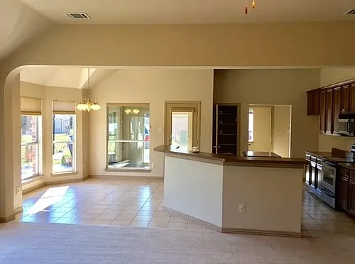 202 Valen Dr Photo 1