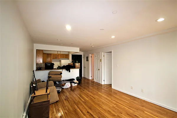 Rented by Rental Solutions Inc | media 10