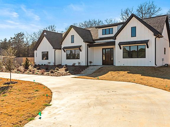 2nd image of 14697 Woodland Creek Dr