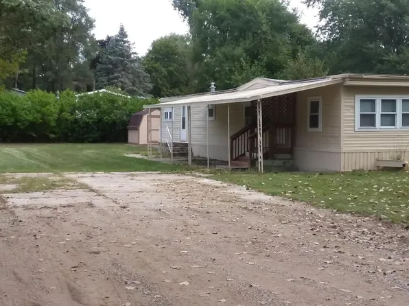 6524 W Hills Dr, Brooklyn, MI 49230