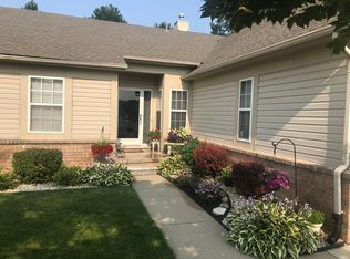 34110 Birchway Cir, Sterling Heights, MI 48312