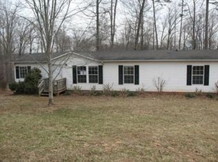 171 Forney Dr, Olin, NC 28660