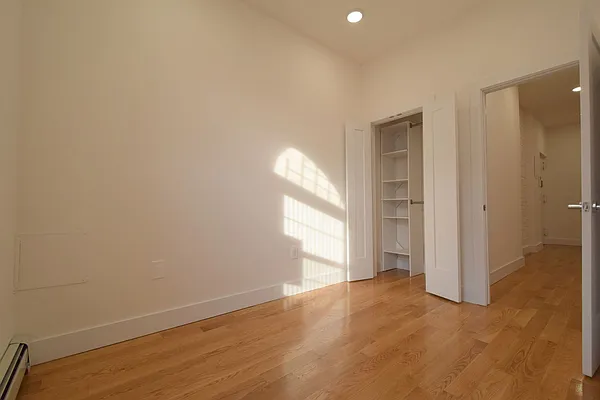 Rented by Uptown Flats LLC | media 10