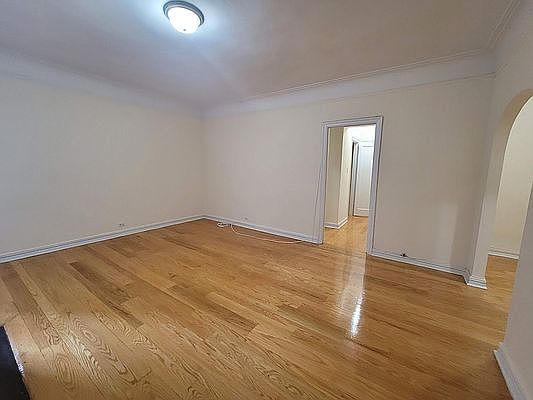 3rd image of 251 W 81st St APT 4B