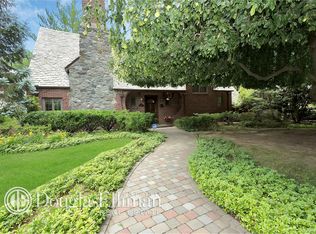 12 Crescent Rd, Port Washington, NY 11050