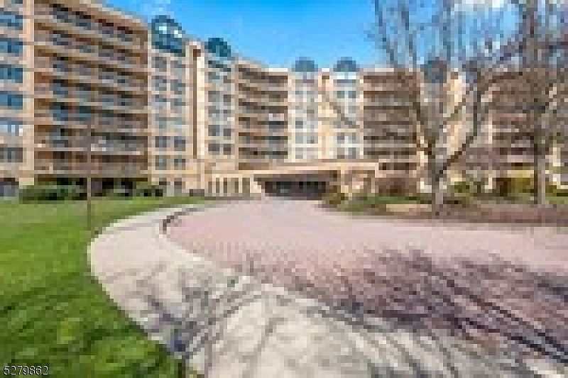 1st image of 10 Smith Manor Blvd #811