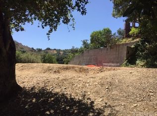 4172 Rosario Rd, Woodland Hills, CA 91364