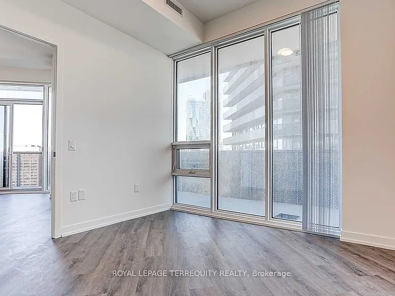 138 Downes St #3215 — Photo 26