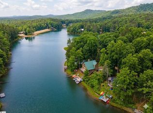 215 Nature Ln, Mountain Rest, SC 29664