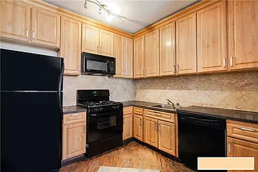 Rented by WIRE International Realty