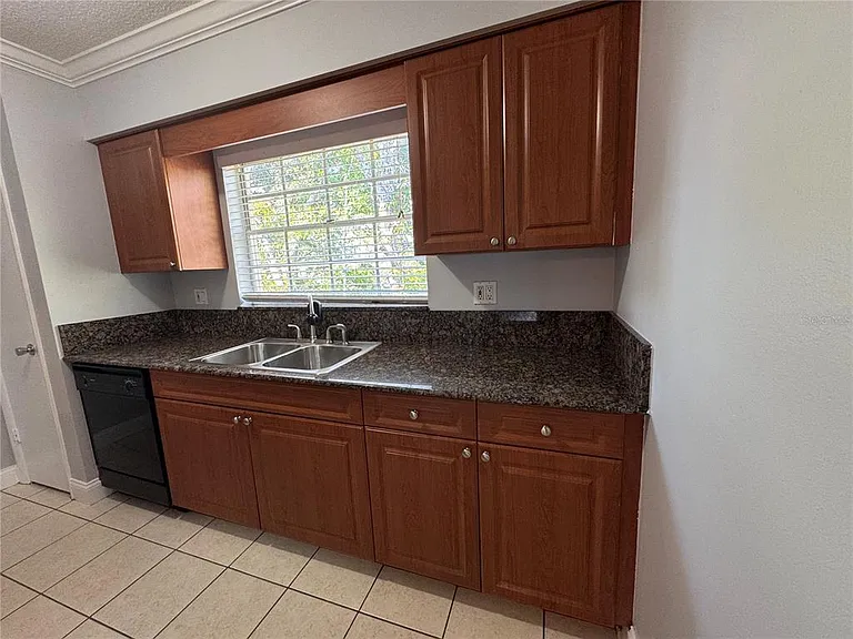 120 S Church Ave #211 — Photo 10