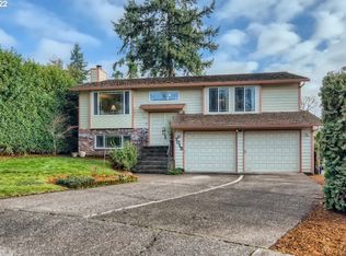 7015 Debbie Ct, Gladstone, OR 97027