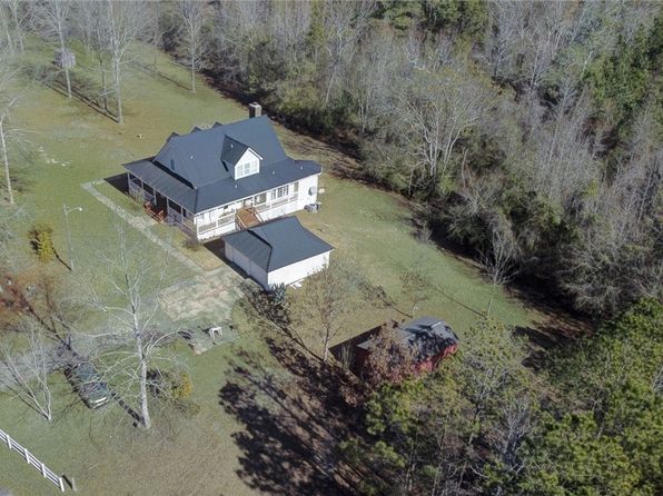 420 Lee Road 4, Auburn, AL 36832