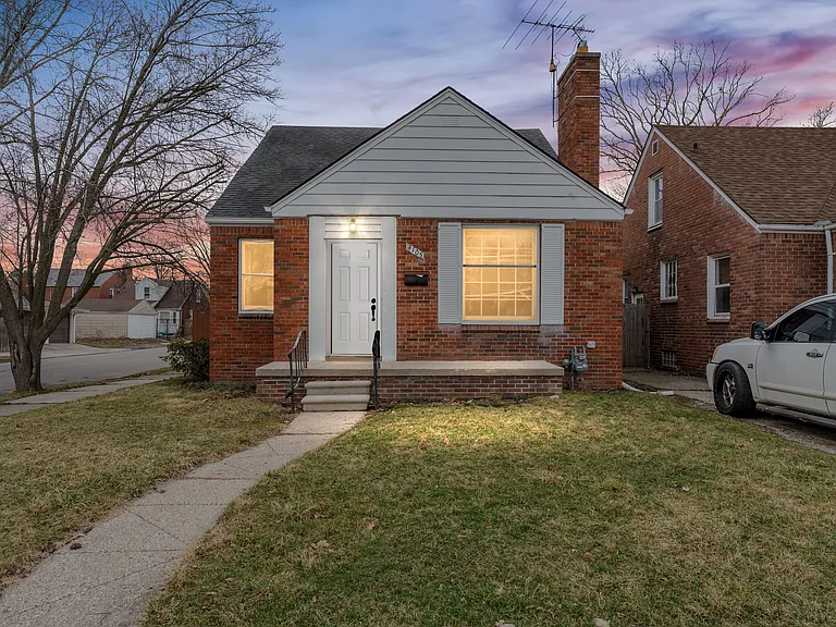 4105 Grayton St — Photo 2