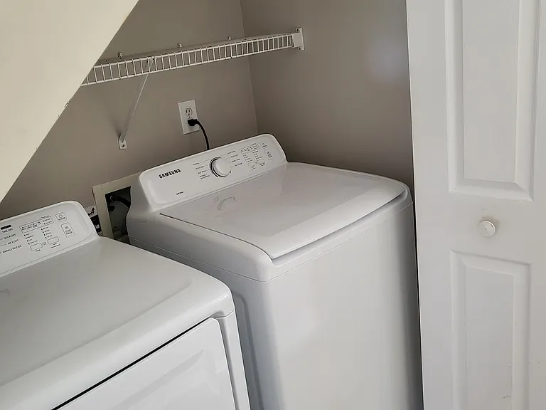 5645 Lighthall Ln — Photo 13