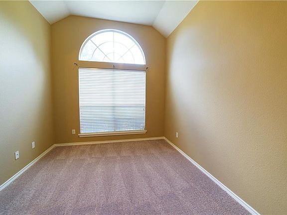 5th image of 12628 Sweet Bay Dr