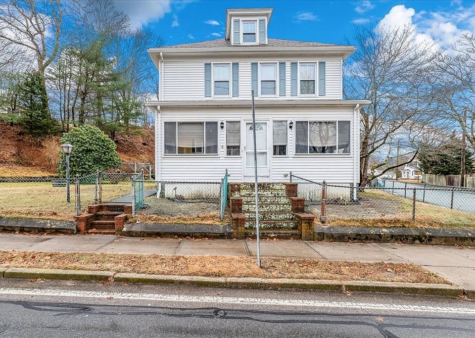 1st image of 28 Oak St