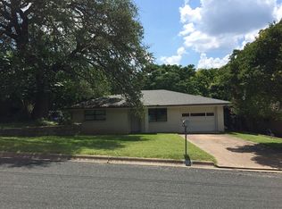 1123 Donna Kay Dr, Kerrville, TX 78028