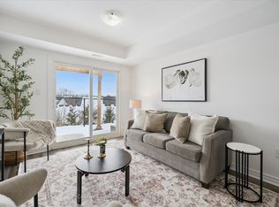 5 Cityview Dr S #103, Guelph, ON N1E 0R1