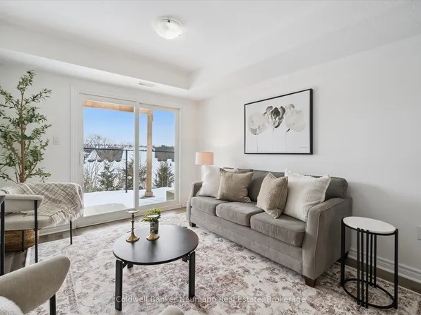 5 Cityview Dr S #103, Guelph, ON N1E 0R1