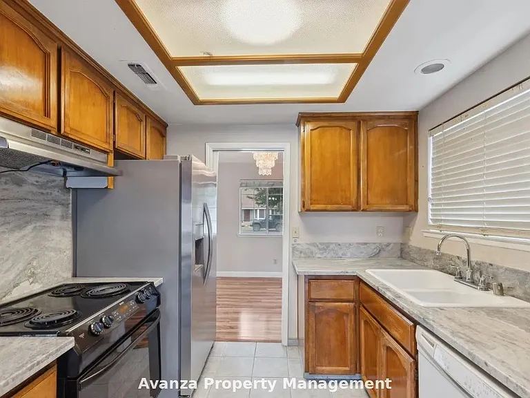 4129 W Regency Ave — Photo 11
