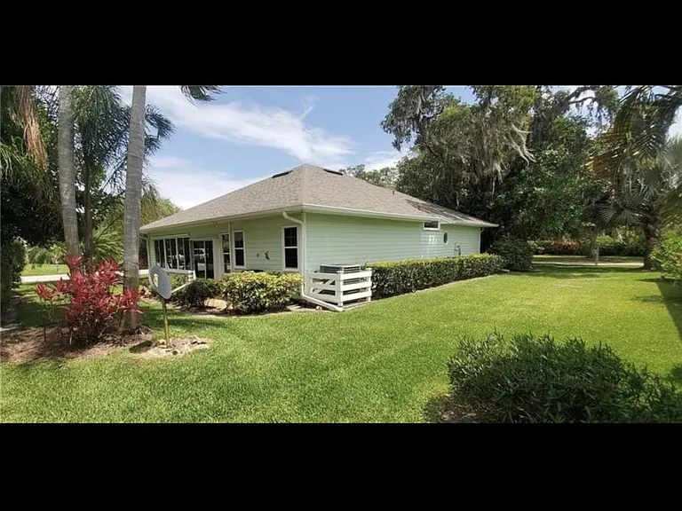 320 Garden Grove Pkwy — Photo 12