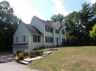 36 Lady Slipper Ln, Chester, NH 03036