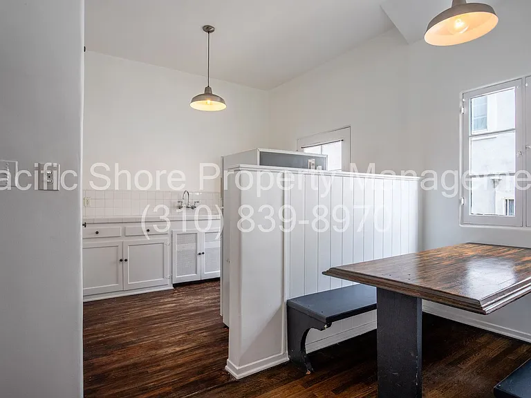 559 Alexandria Apartments — Photo 5