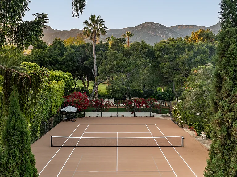 777 Ayala Ln — Photo 30