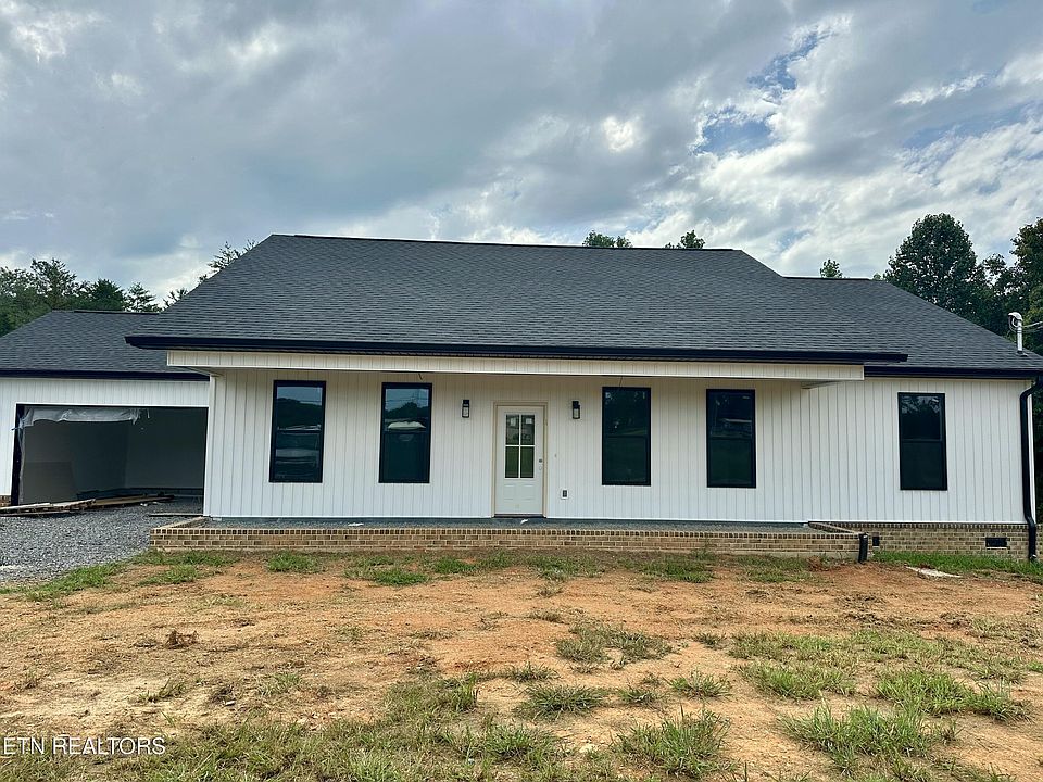 1st image of 239 Thorngrove Pike