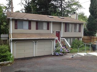 8803 Ravenna Ave NE, Seattle, WA 98115