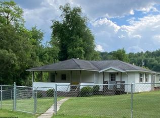 241 Mudlick Rd, Shinnston, WV 26431