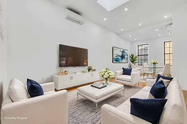 Rented by REAL New York | media 9