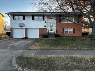 1724 N Oakcrest Ave, Decatur, IL 62526