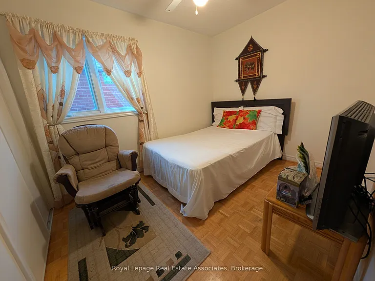 122 Pressed Brick Dr — Photo 15