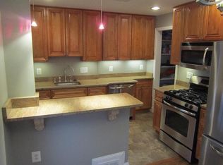 2008 27th St S, Arlington, VA 22206