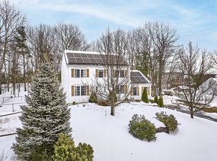 33 Eleanor St, Fitchburg, MA 01420