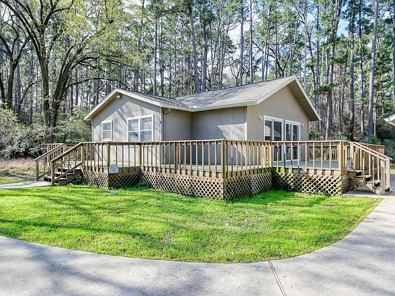 2nd image of 6 Forest Holw