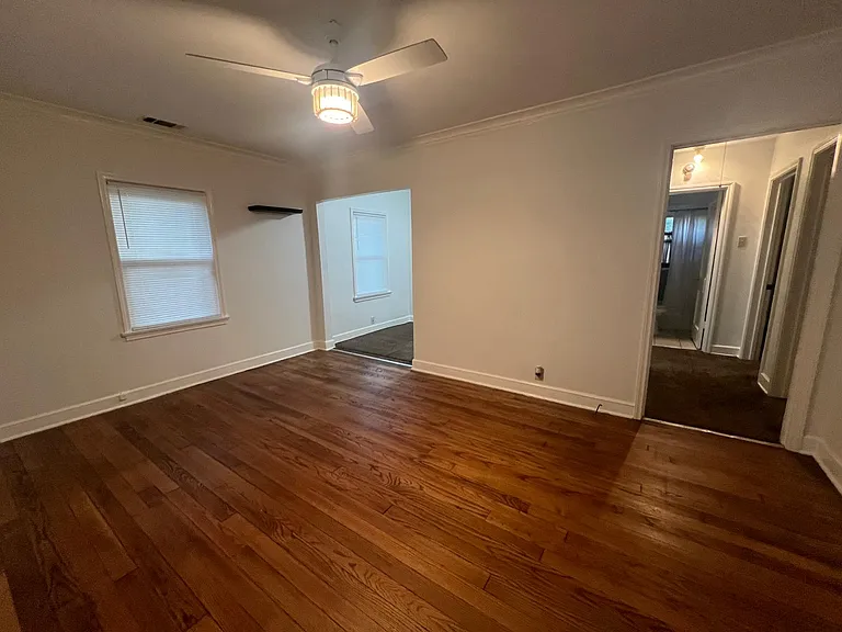 845 S Graham St — Photo 10