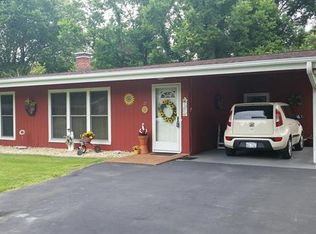 27 Wilshire Dr, Fairview Heights, IL 62208