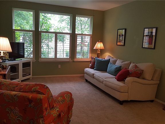 5th image of 22453 SE 38th Ter