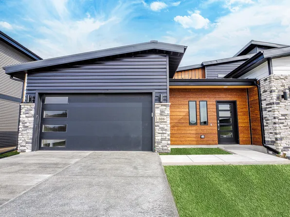 248 Sawgrass Dr, Crown Point, IN 46307